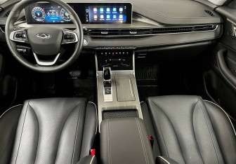 Подержанный автомобиль Chery Tiggo 4 2024 года (11 фото)