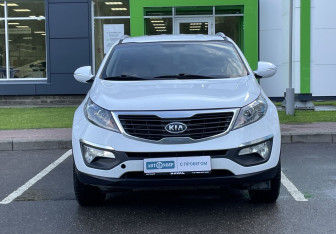 Подержанный автомобиль Kia Sportage 2012 года (2 фото)