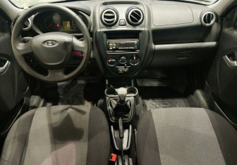 Подержанный автомобиль LADA (ВАЗ) Granta Liftback 2015 года (10 фото)