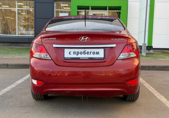 Подержанный автомобиль Hyundai Solaris Sedan 2011 года (6 фото)