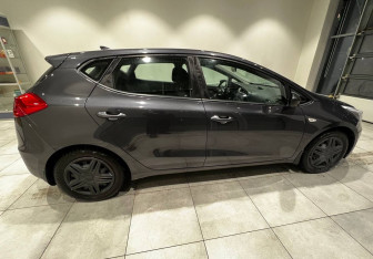 Подержанный автомобиль Kia Ceed Hatchback 2018 года (5 фото)