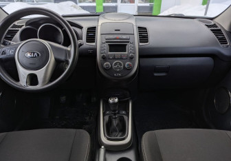 Подержанный автомобиль Kia Soul 2013 года (9 фото)