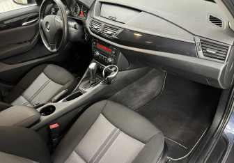 Подержанный автомобиль BMW X1 2012 года (11 фото)