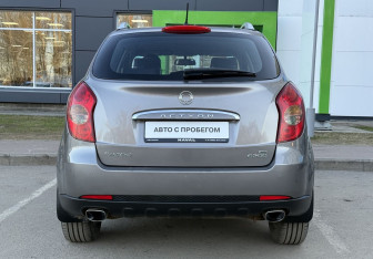 Подержанный автомобиль SsangYong Actyon 2013 года (6 фото)