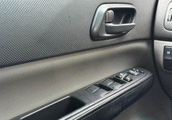 Подержанный автомобиль Subaru Forester Suv 2007 года (16 фото)