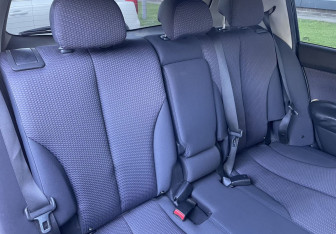Подержанный автомобиль Nissan Tiida Hatchback 2008 года (10 фото)