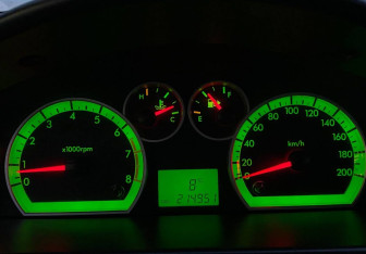 Подержанный автомобиль Chevrolet Aveo Hatchback 2008 года (12 фото)