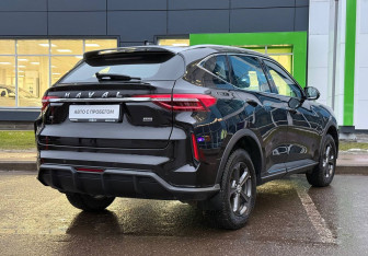 Подержанный автомобиль Haval F7 2022 года (5 фото)