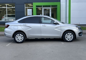 Подержанный автомобиль LADA (ВАЗ) Vesta Sedan 2024 года (4 фото)