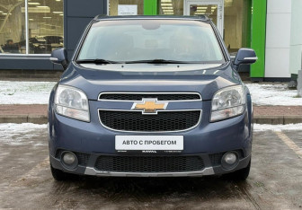 Подержанный автомобиль Chevrolet Orlando 2014 года (2 фото)