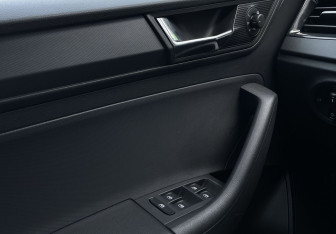 Подержанный автомобиль Skoda Rapid Liftback 2021 года (15 фото)