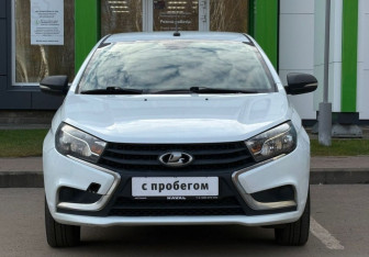 Подержанный автомобиль LADA (ВАЗ) Vesta Sedan 2017 года (2 фото)