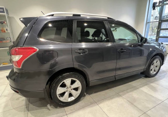 Подержанный автомобиль Subaru Forester Suv 2013 года (4 фото)