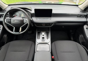 Подержанный автомобиль Haval Jolion 2023 года (12 фото)