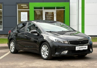 Подержанный автомобиль Kia Cerato Sedan 2016 года (3 фото)