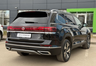 Подержанный автомобиль Volkswagen Teramont 2022 года (5 фото)