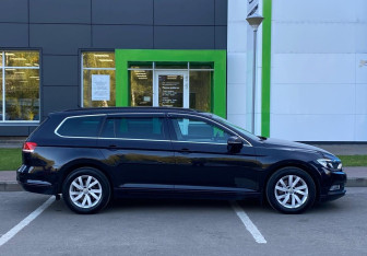 Подержанный автомобиль Volkswagen Passat Wagon 2017 года (4 фото)