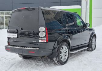 Подержанный автомобиль Land Rover Discovery 2014 года (4 фото)