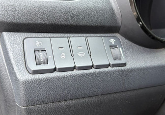 Подержанный автомобиль Kia Rio Sedan 2014 года (13 фото)