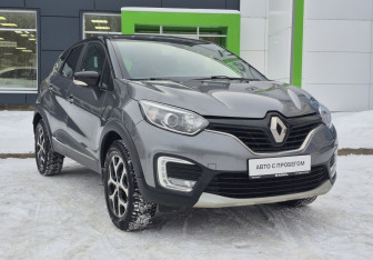 Подержанный автомобиль Renault Kaptur 2020 года (3 фото)