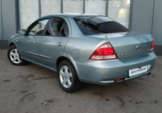 Подержанный автомобиль Nissan Almera Classic 2007 года (8 фото)