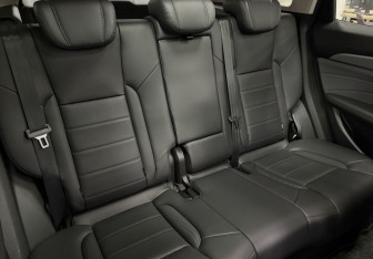 Подержанный автомобиль Haval F7 2023 года (11 фото)