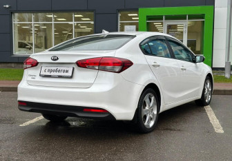 Подержанный автомобиль Kia Cerato Sedan 2019 года (5 фото)