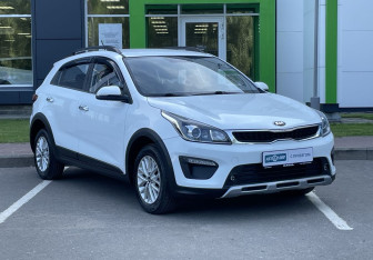 Подержанный автомобиль Kia Rio Hatchback 2019 года (3 фото)