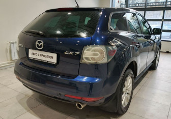 Подержанный автомобиль Mazda CX-7 2011 года (5 фото)