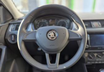 Подержанный автомобиль Skoda Rapid Liftback 2018 года (13 фото)