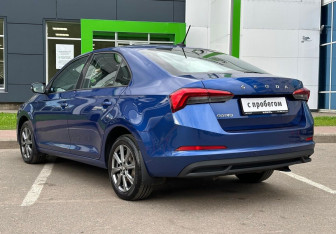 Подержанный автомобиль Skoda Rapid Liftback 2020 года (7 фото)