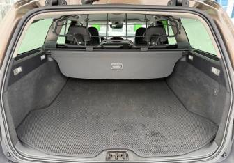 Подержанный автомобиль Volvo XC70 2011 года (17 фото)