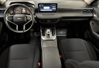 Подержанный автомобиль Haval Jolion 2023 года (10 фото)