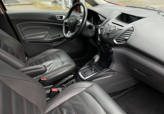Подержанный автомобиль Ford EcoSport 2014 года (9 фото)
