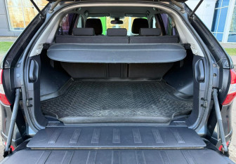 Подержанный автомобиль Renault Koleos 2013 года (15 фото)