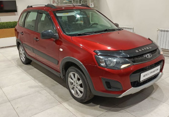 Подержанный автомобиль LADA (ВАЗ) Kalina Wagon 2018 года (3 фото)