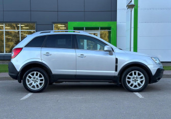 Подержанный автомобиль Opel Antara 2011 года (4 фото)