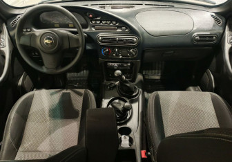 Подержанный автомобиль Chevrolet Niva 2018 года (11 фото)