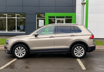 Подержанный автомобиль Volkswagen Tiguan 2017 года (8 фото)