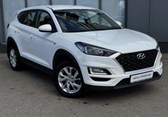 Подержанный автомобиль Hyundai Tucson 2018 года (3 фото)