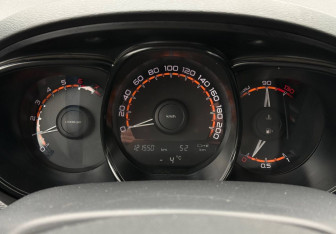 Подержанный автомобиль LADA (ВАЗ) Vesta Wagon 2021 года (16 фото)