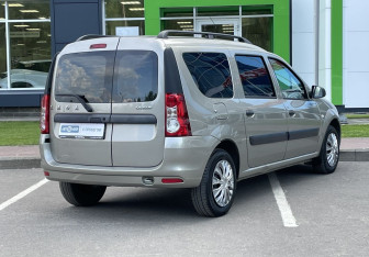 Подержанный автомобиль LADA (ВАЗ) Largus Wagon 2019 года (5 фото)