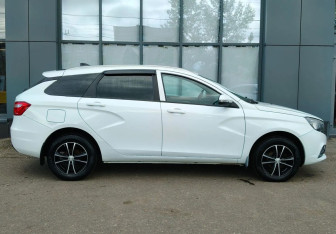 Подержанный автомобиль LADA (ВАЗ) Vesta Wagon 2021 года (2 фото)