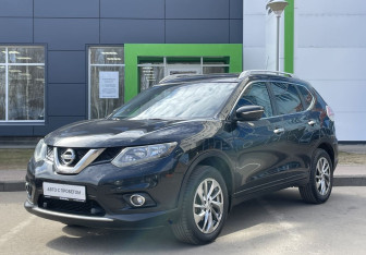 Подержанный автомобиль Nissan X-Trail 2015 года (1 фото)