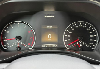 Подержанный автомобиль Haval Jolion 2023 года (16 фото)