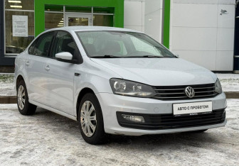 Подержанный автомобиль Volkswagen Polo Sedan 2018 года (3 фото)