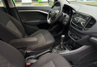 Подержанный автомобиль LADA (ВАЗ) Vesta Sedan 2016 года (9 фото)