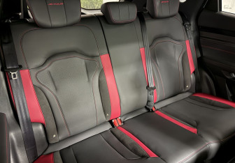 Подержанный автомобиль Jetour Dashing 2024 года (11 фото)