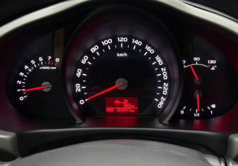 Подержанный автомобиль Kia Sportage 2014 года (12 фото)