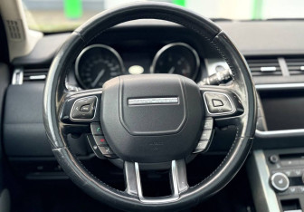 Подержанный автомобиль Land Rover Range Rover Evoque 2014 года (12 фото)